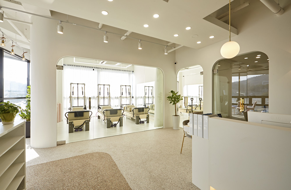 51 平小户型的现代极简设计-2