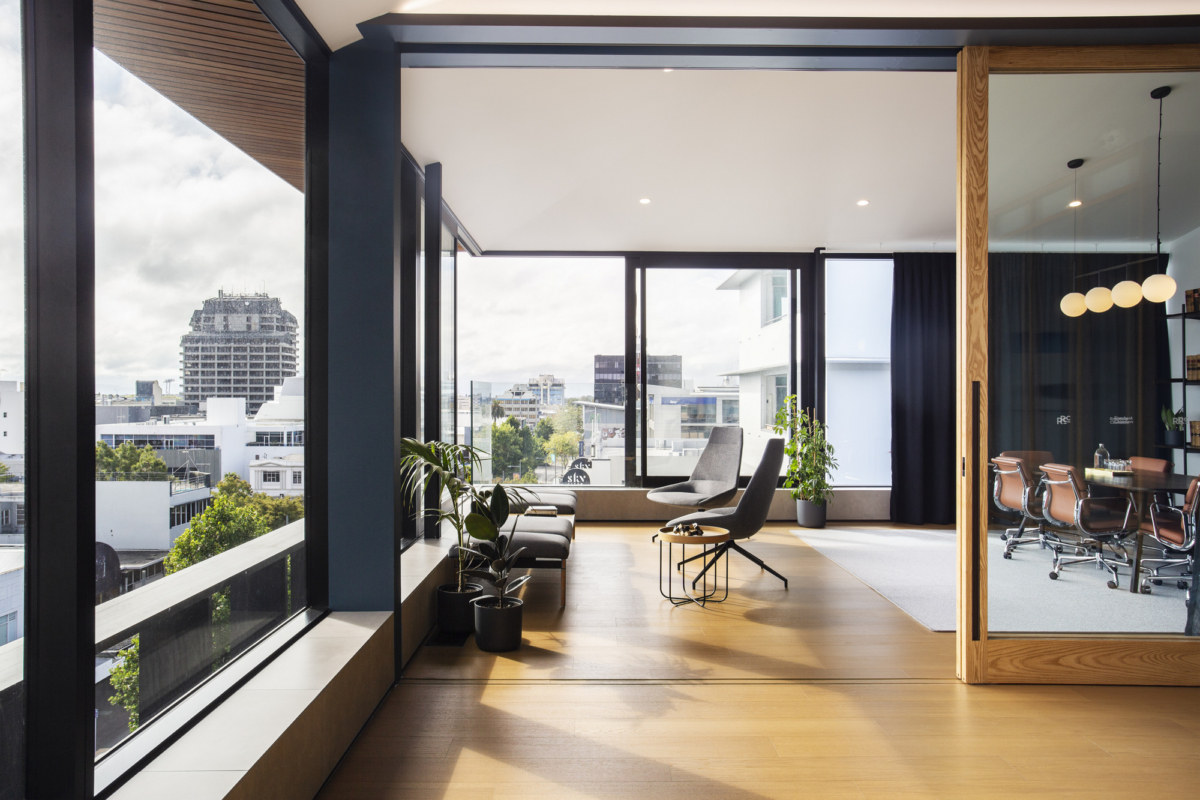 新西兰河畔法律 Chambers 办公室设计-10