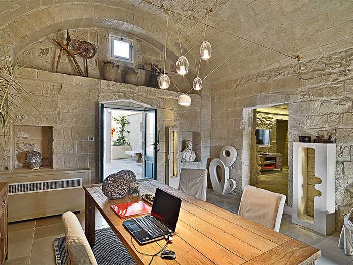 意大利古老石宅，五星酒店的静谧岁月-7