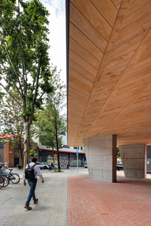 Entegra 办公室丨西班牙巴塞罗那丨Batlleiroig-10