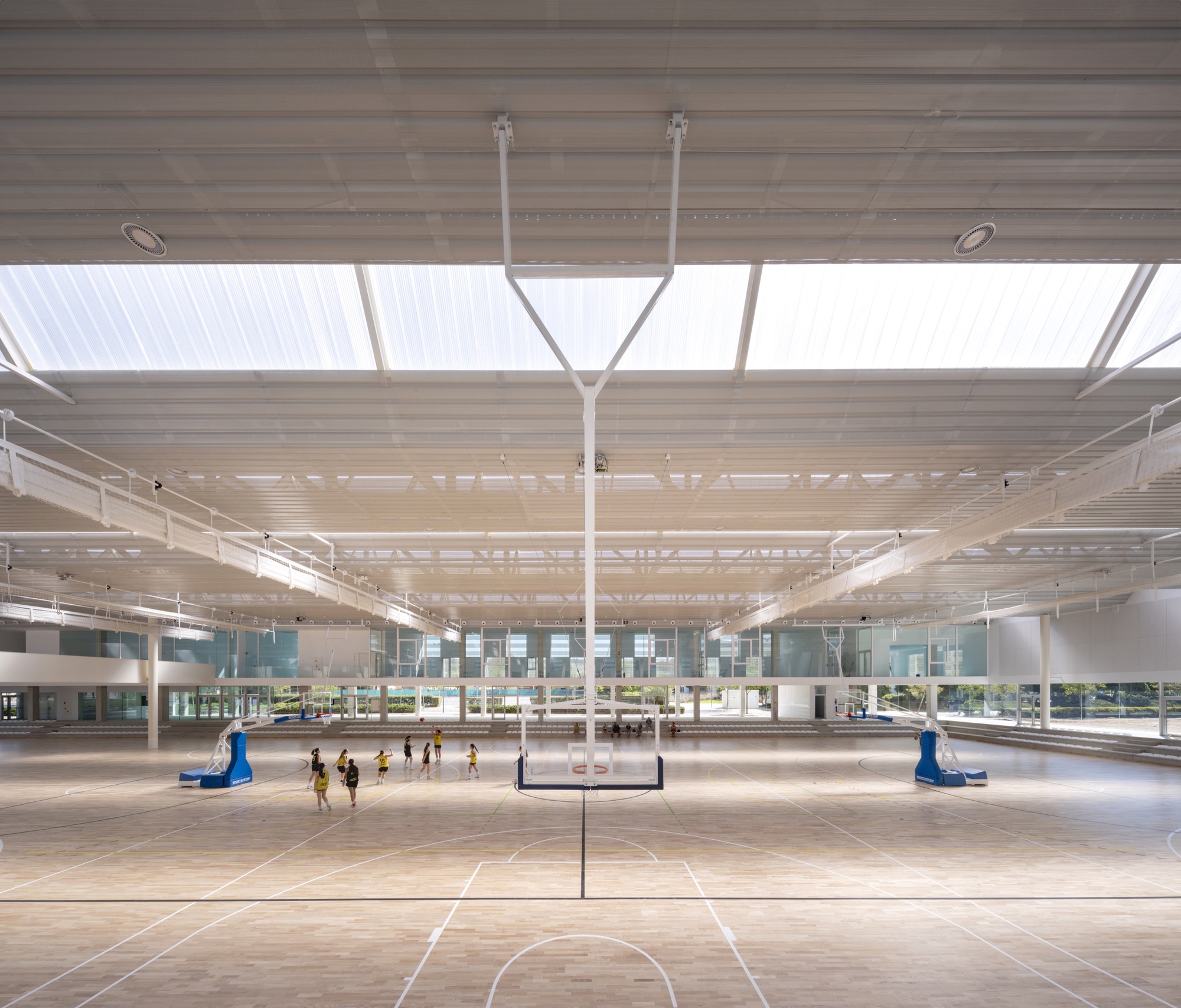 Municipal Sports Pavilion of San Vicente del Raspeig / MCEA | Arquitectura + NAOS 04 ARQUITECTOS-20