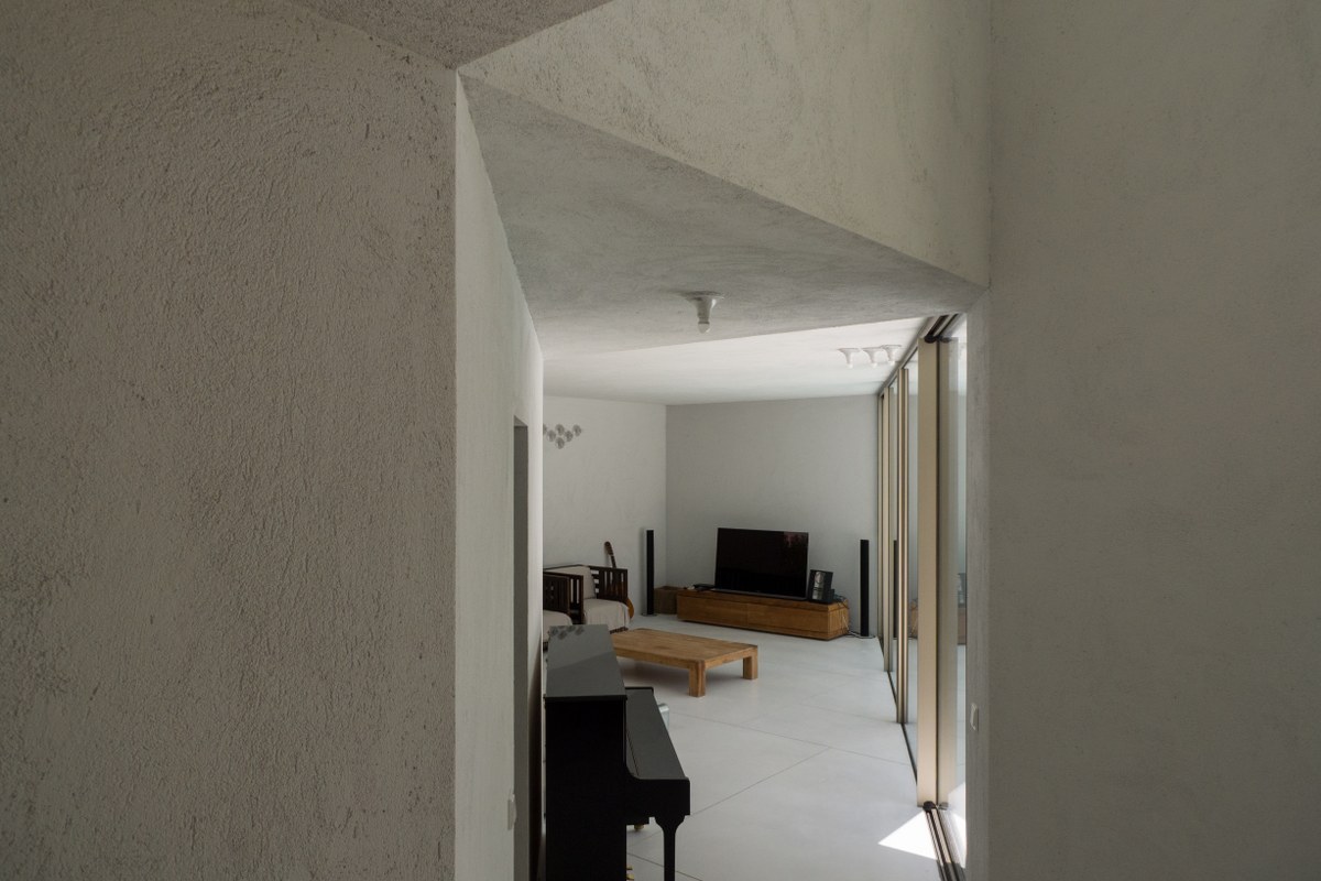 葡萄牙特罗亚绿意盎然的家庭住宅-37