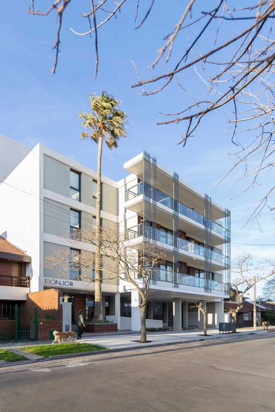 阿根廷马德普拉塔 Bonjo III 建筑公寓-17
