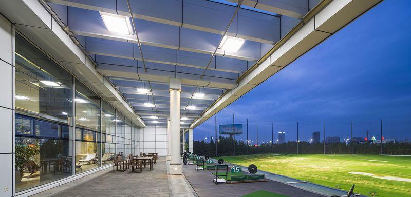山东潍坊高尔夫休闲中心——现代简约运动休闲空间-20