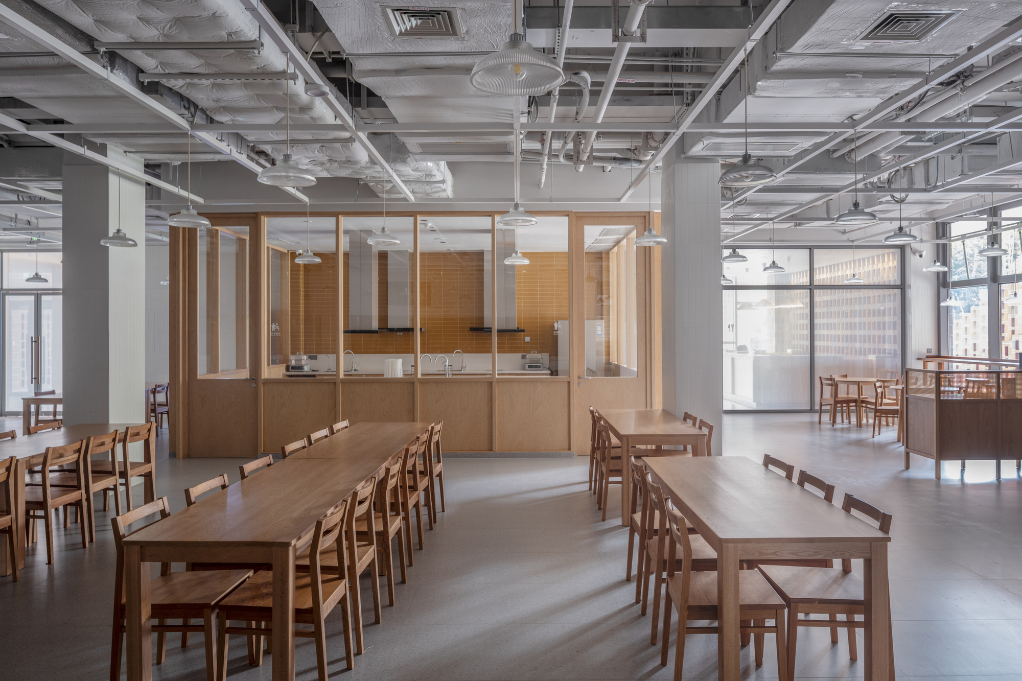 教育建筑丨中国广州丨Atelier FCJZ-30