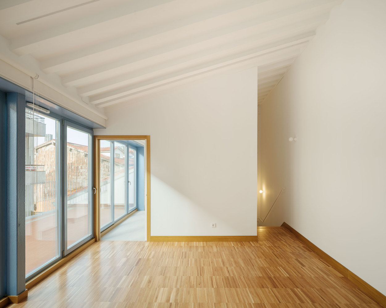 古城区公租房翻新案例 · 西班牙 Ourense Vilar 5 号楼-23