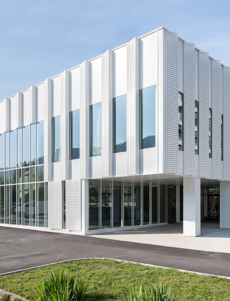 法国Institut LaueLangevin园区新游客中心丨Levitt Bernstein,TKMT Architectes-7