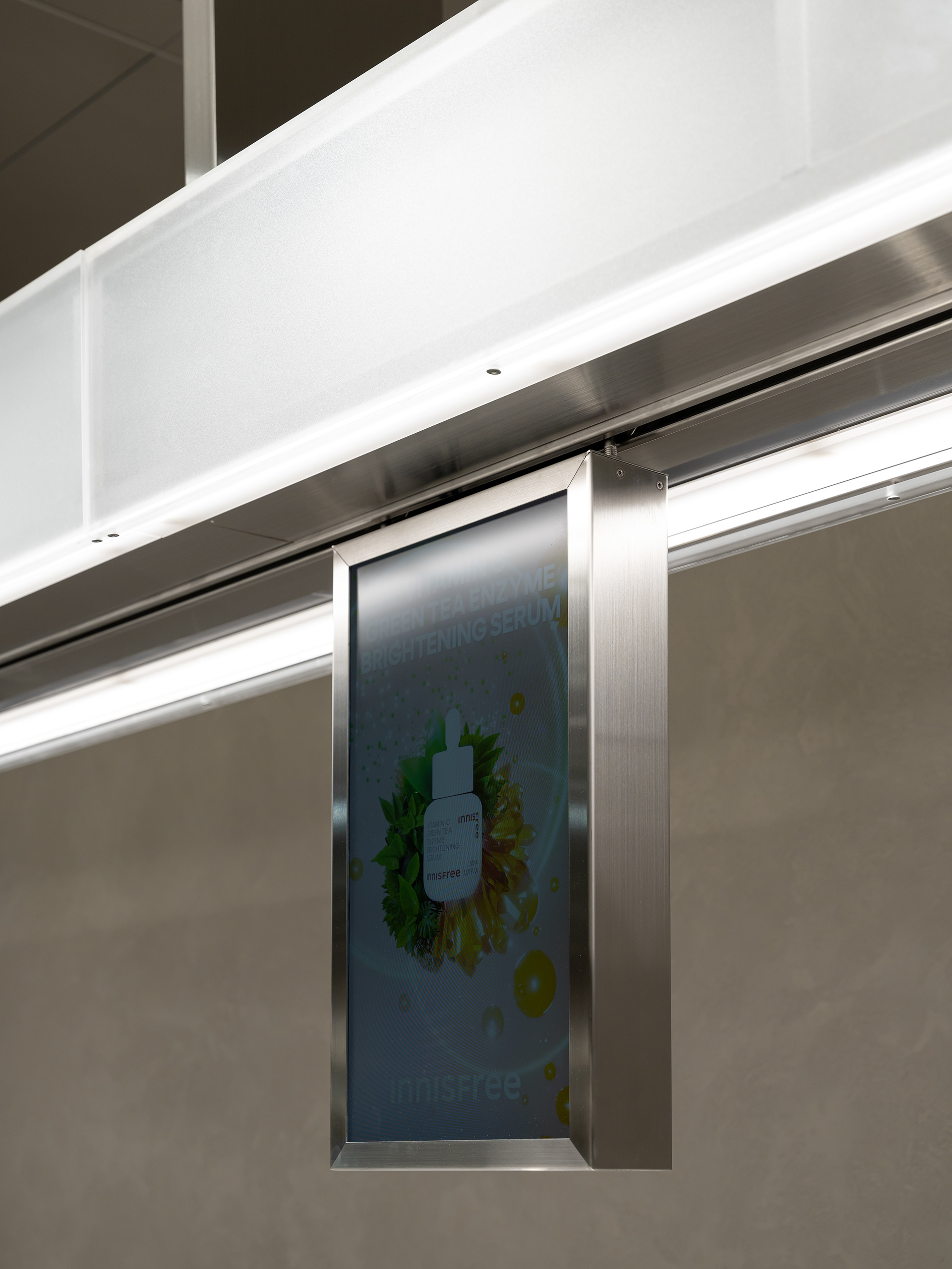 INNISFREE东京旗舰店丨日本东京丨GGJH（空间设计）,SIGAKKUJO（VMD设计）-36