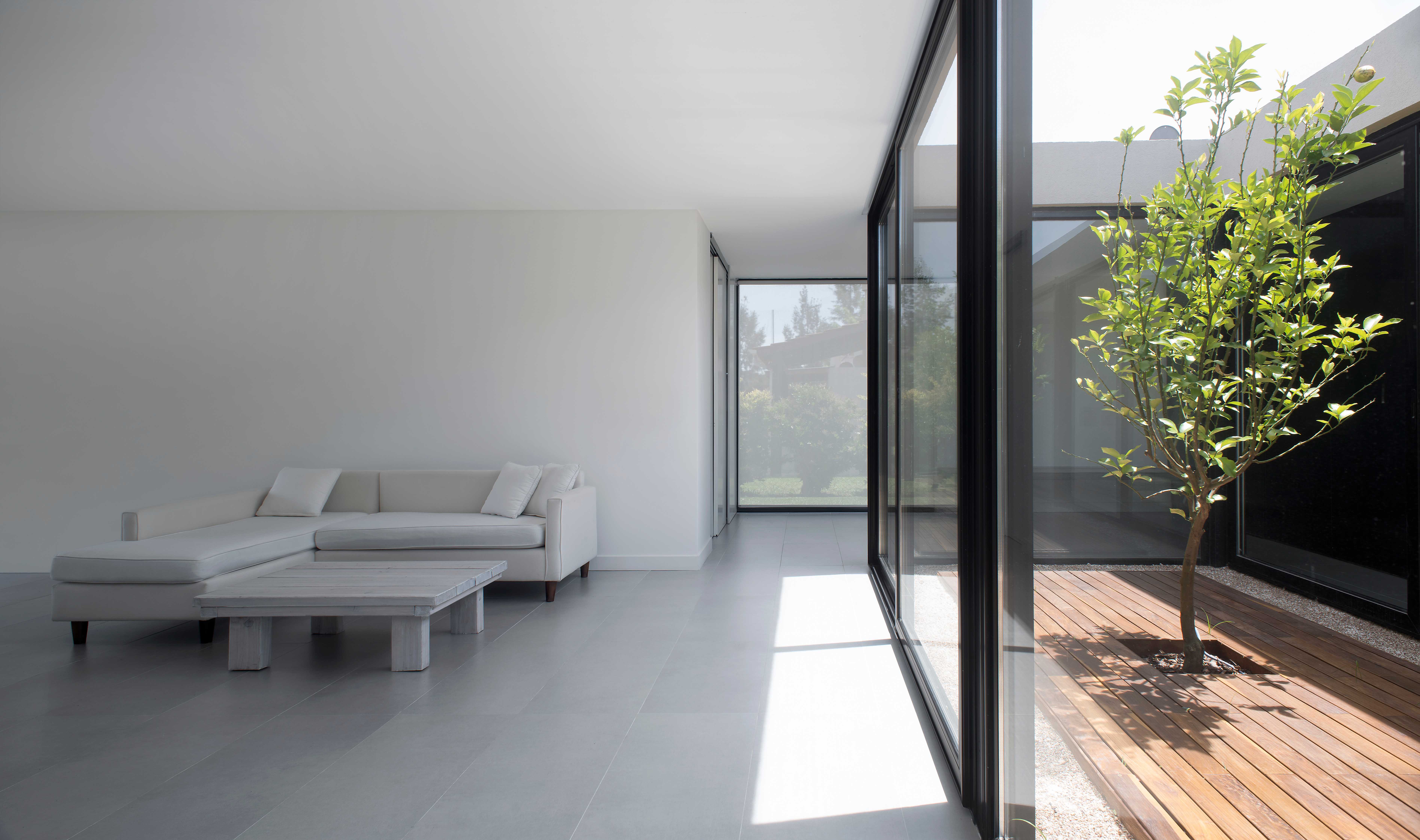 2LH 住宅 | 中型地块的创意设计-25