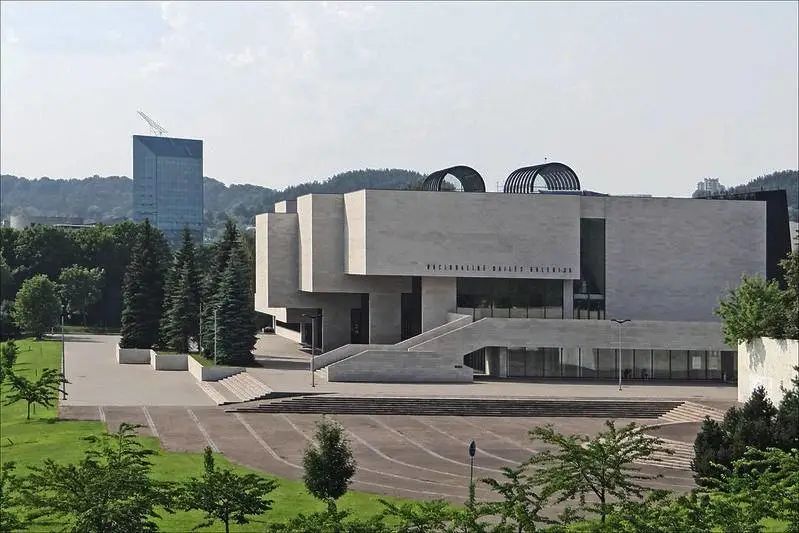 苏联先锋建筑的现代性表达-43