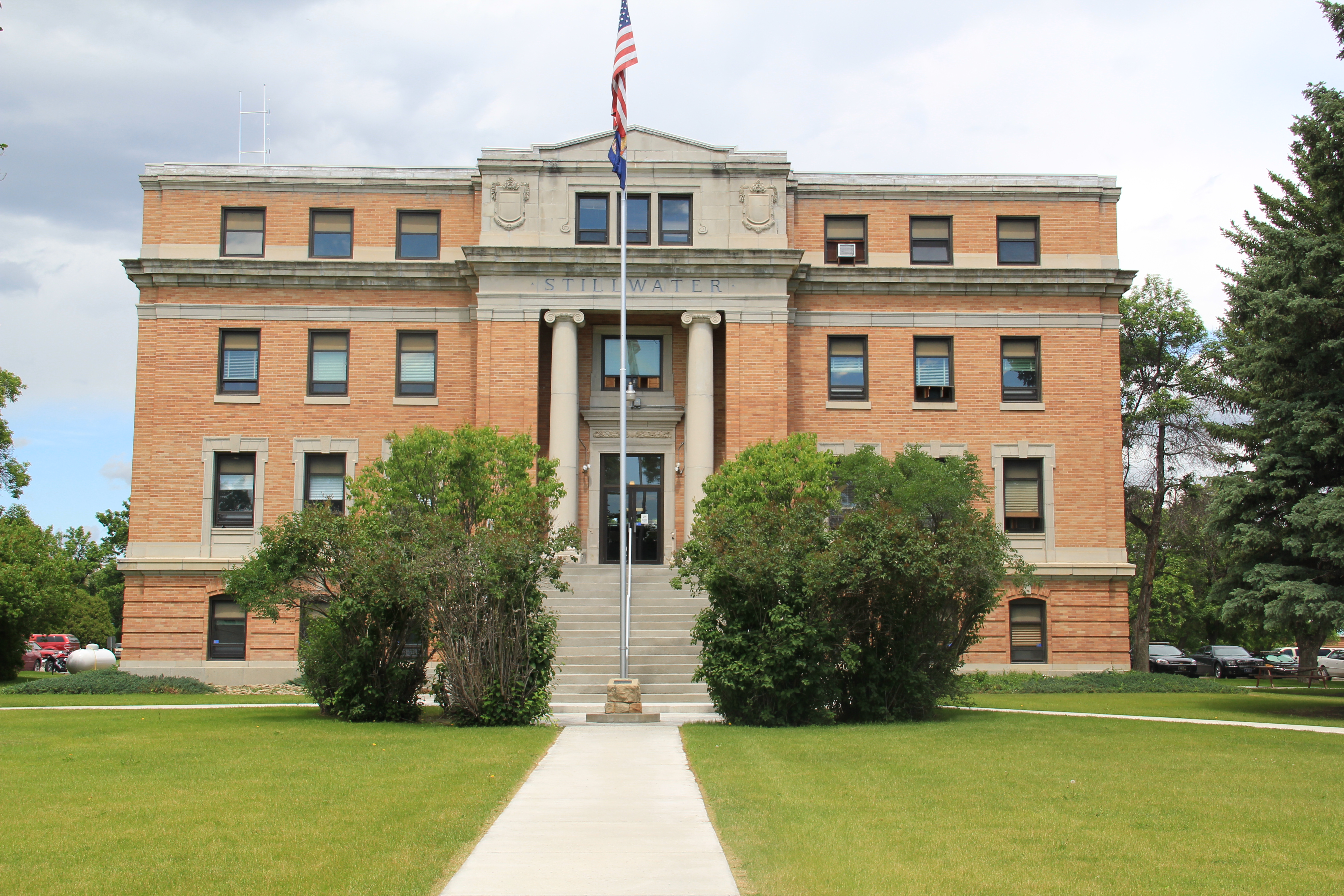 未明确提及统一项目名称,涉及多个建筑丨美国哥伦布-23