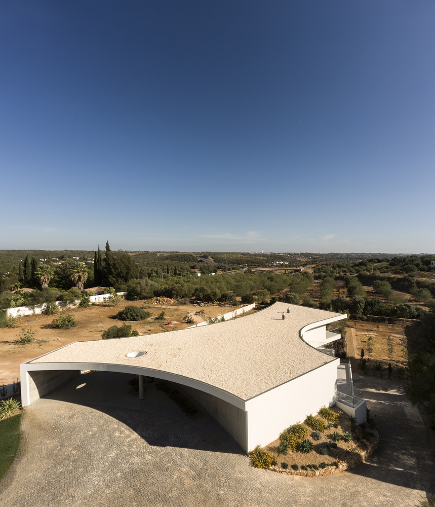 House in Alcalar  Vitor Vilhena Arquitectura-74