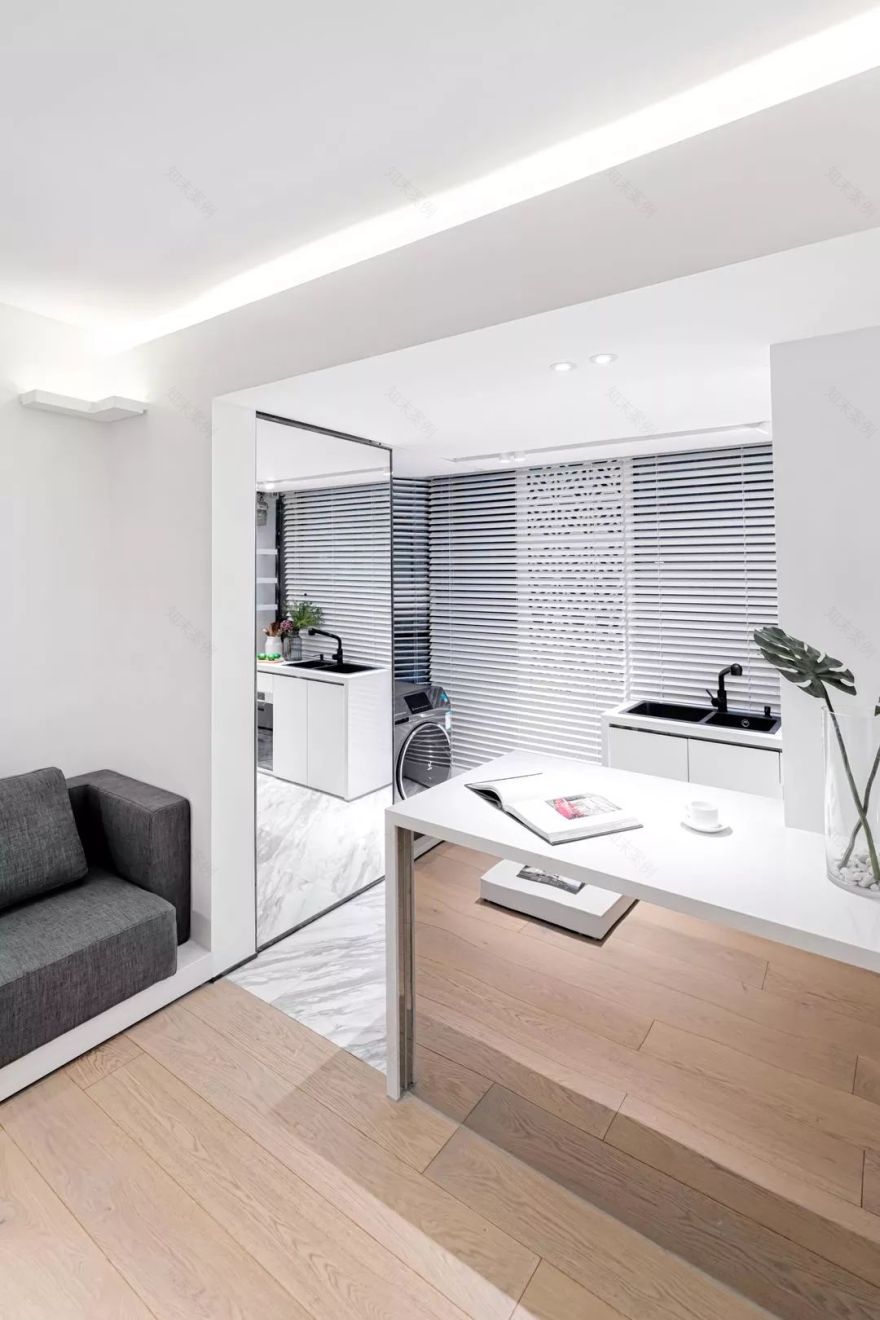 巧妙运用极简风让48㎡老城区小房呈现室内室外“格格不入” 李友友-6