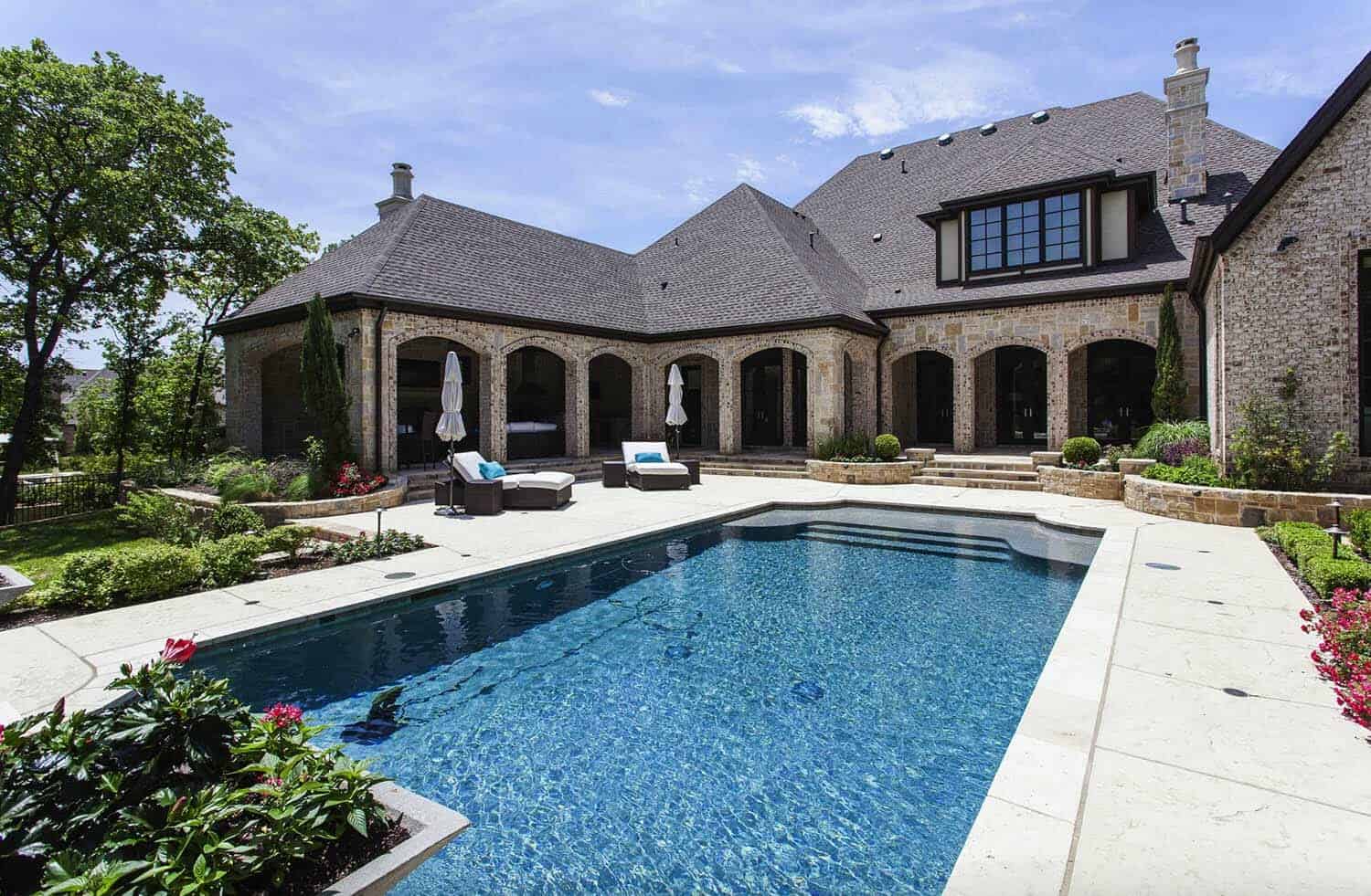 Gorgeous stone clad home with elegant interiors in Southlake, Texas-21