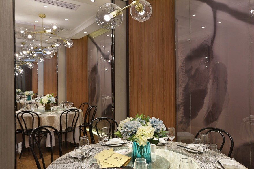 IDDW 道伟设计 | “灰度”巴黎中餐厅,简约工业风融合巴黎元素-12