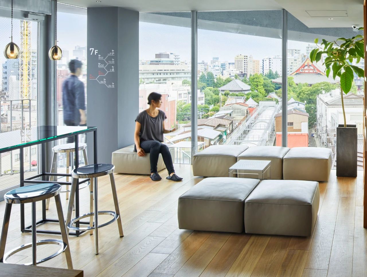 浅草 9H 九小时胶囊旅馆丨平田晃久-11