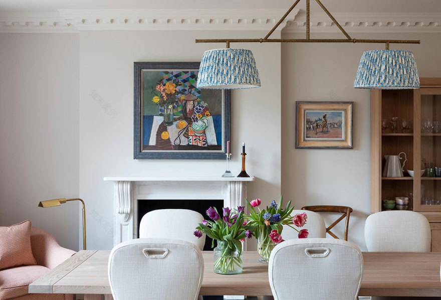 英国小城彩色家庭住宅设计-7