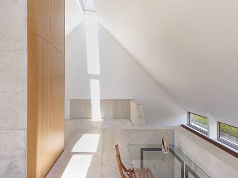 Stuttgart house by (se)arch with shingle-clad walls and an art gallery-27