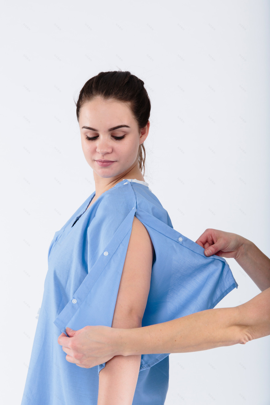 Parsons students partner with Care + Wear to produce a dignified patient gown-10