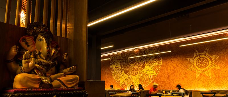 Atmospheric Restaurant Lighting Design-0