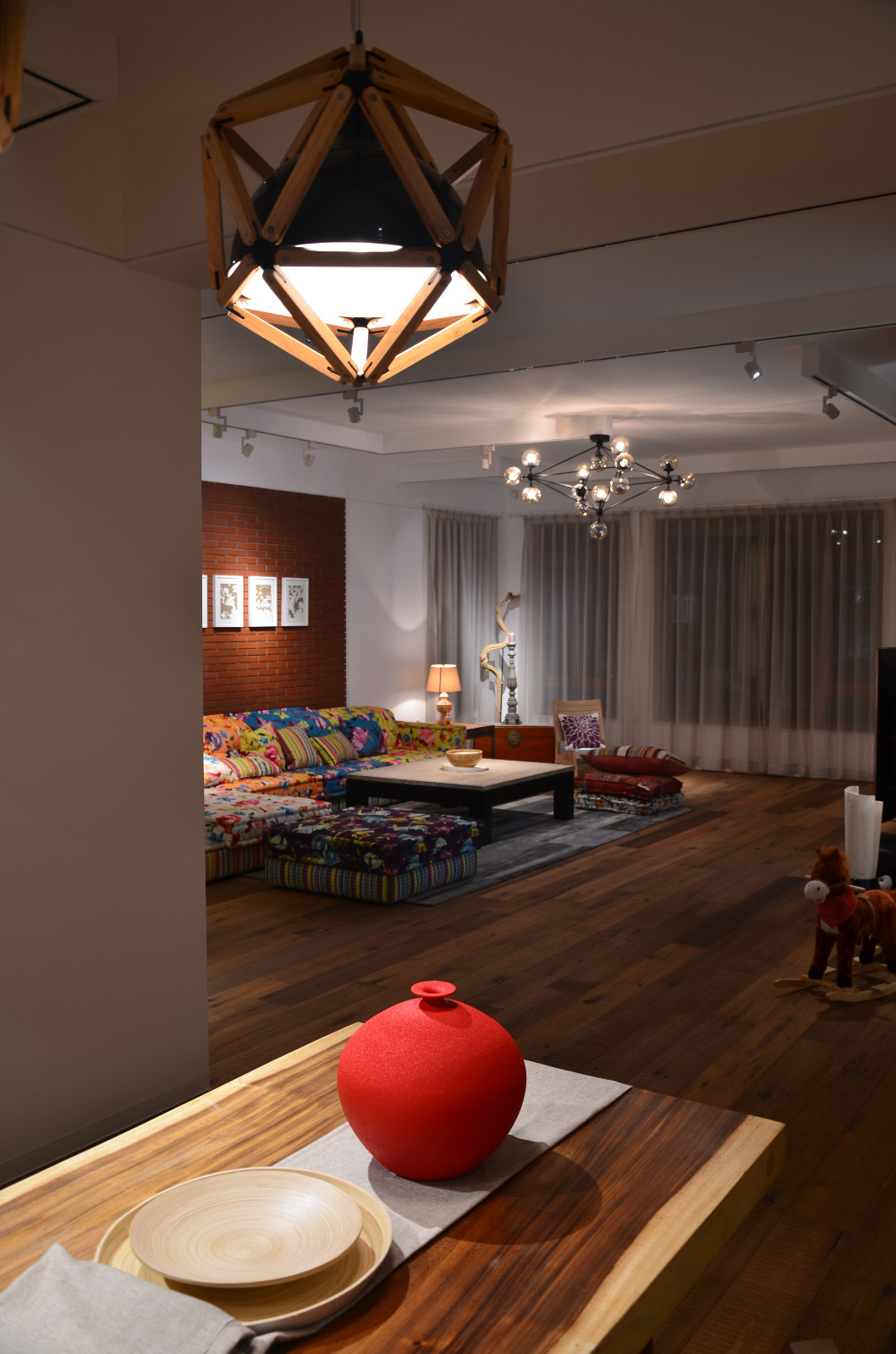 哈尔滨溪树庭院私宅 | 现代简约与自然元素的融合-17