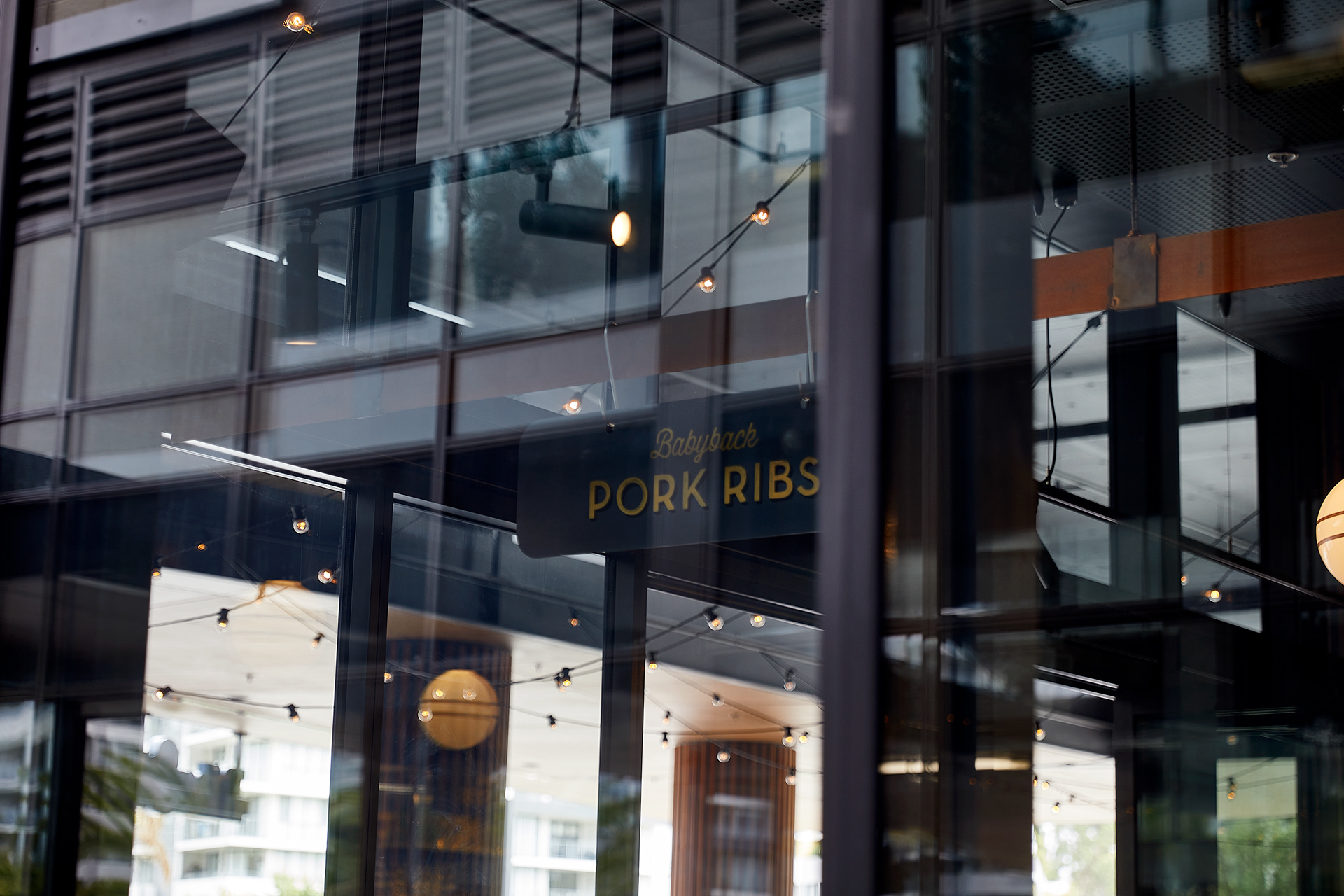 Ribs & Burgers · Bella Vista 餐厅设计丨澳大利亚新南威尔士丨Design Partnership Australia-40