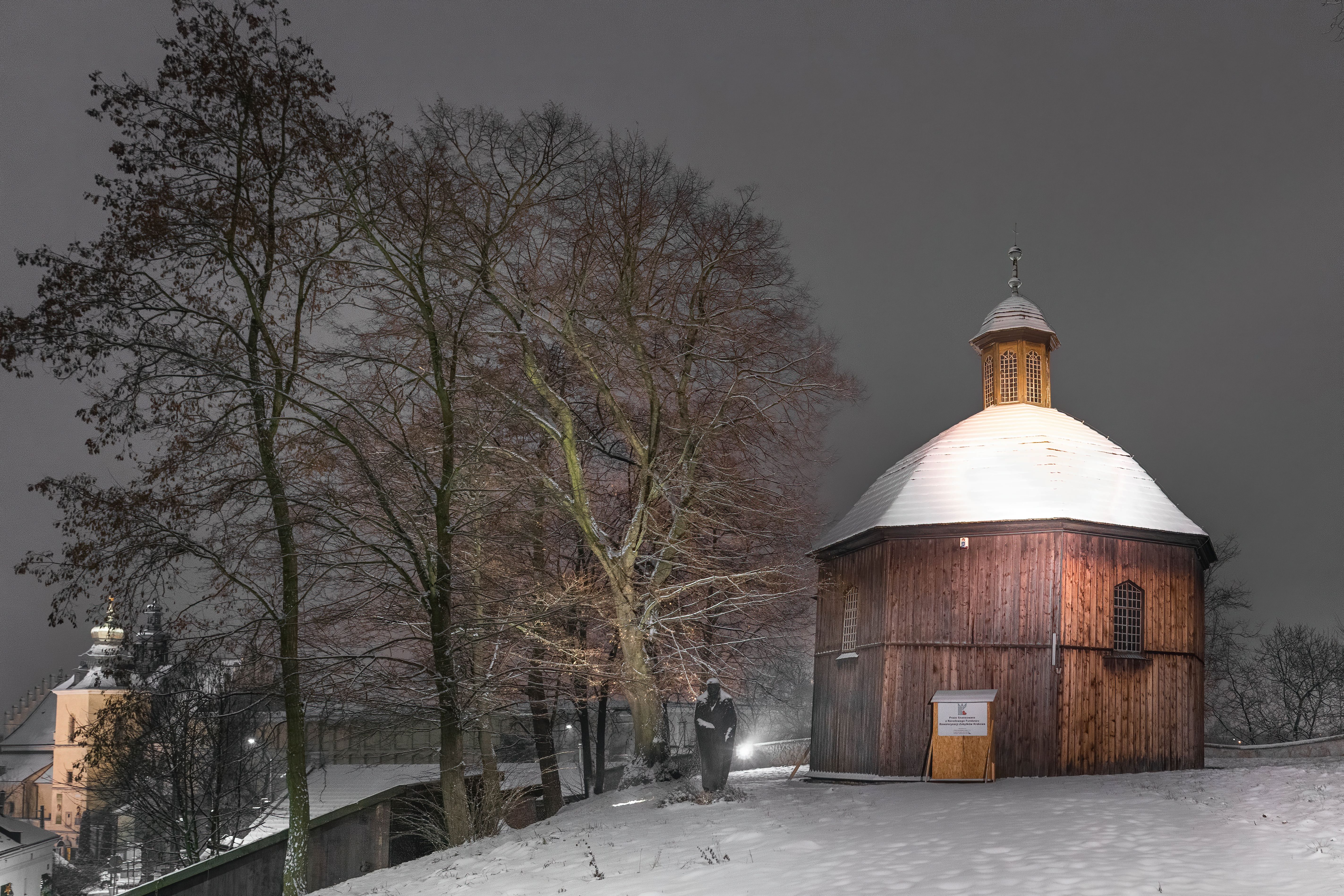 A chapel from the 17th century-4