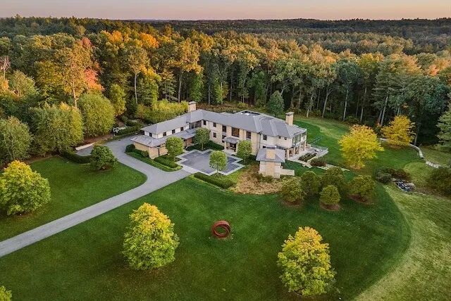 马萨诸塞州韦斯顿：藏在自然里的赖特式艺术豪宅-2