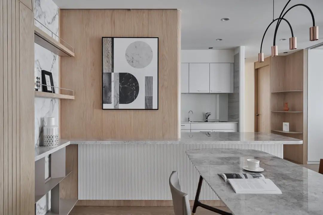 奶油色与白的优雅碰撞,岳蒙最新作品诠释空间魅力-16