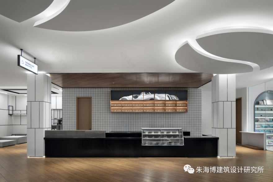 螺旋宝马 · 长沙领创体验中心丨中国长沙丨ARCHIHOPE朱海博建筑设计事务所-40