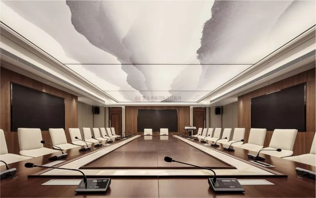 典硕国际设计机构打造的现代中式办公空间-46