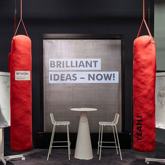 Show­rooms & Messe­stände-19