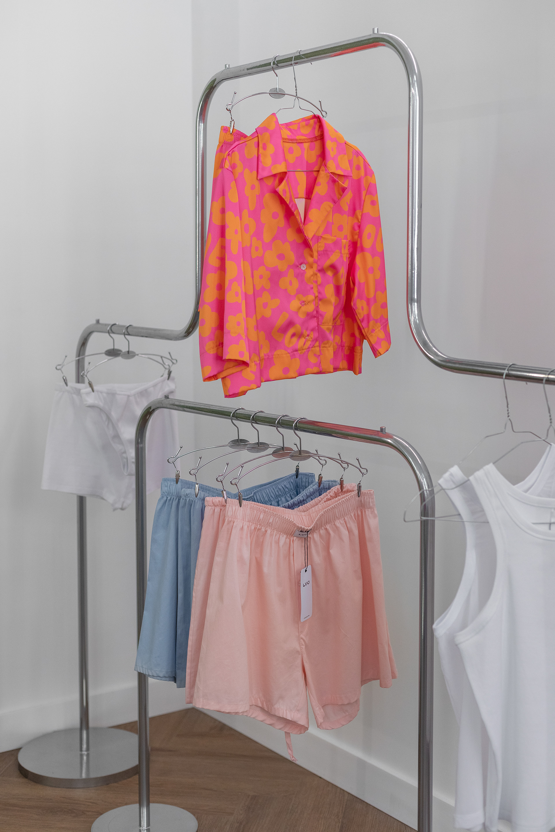 LVG 爱的商品（由于LOVEGOODS不是常见词汇组合，爱的商品是基于字面的一种较为直接的翻译） 丨RussiaMoscow丨Olga Potapova,Anna Sitnikova-20