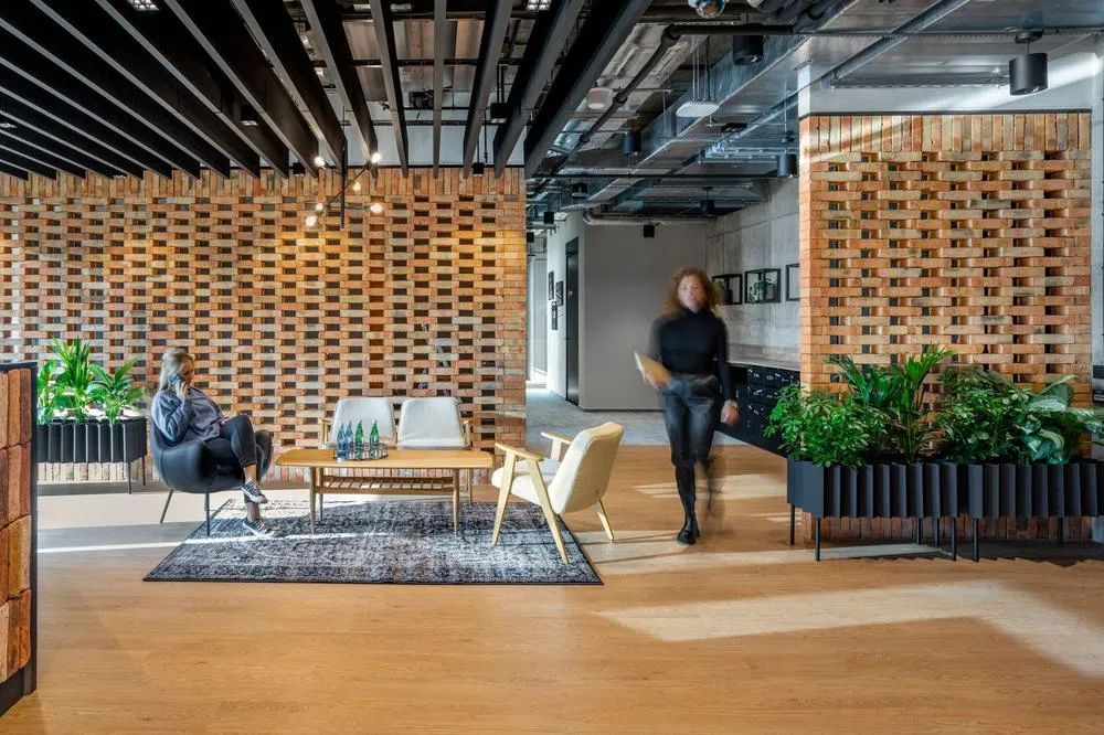 波兰卡托维兹普华永道服务交付中心办公室设计丨The Design Group-20