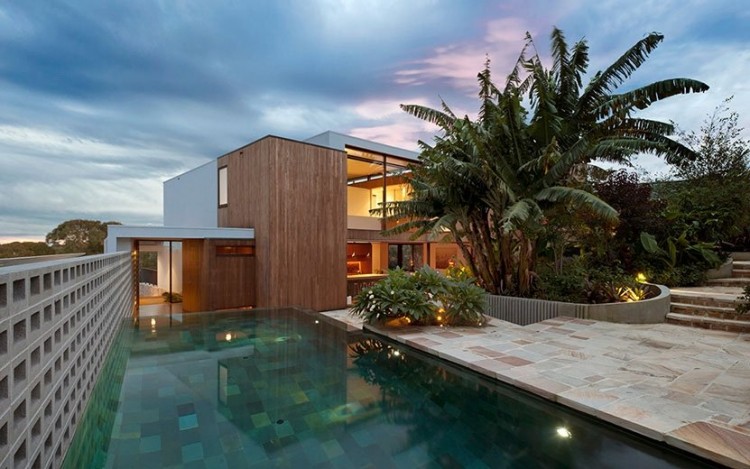 Flipped House by MCK Architects-7