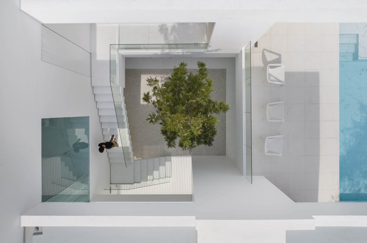 บ้านสีขาว โฮมสตูดิโอที่ผสานพื้นที่อยู่อาศัยในบ้านหลากฟังก์ชัน-5