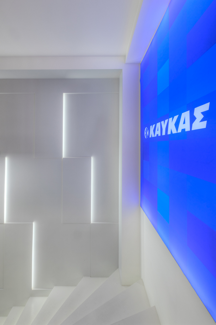 金比例集体建筑 · 灯光展示空间-32