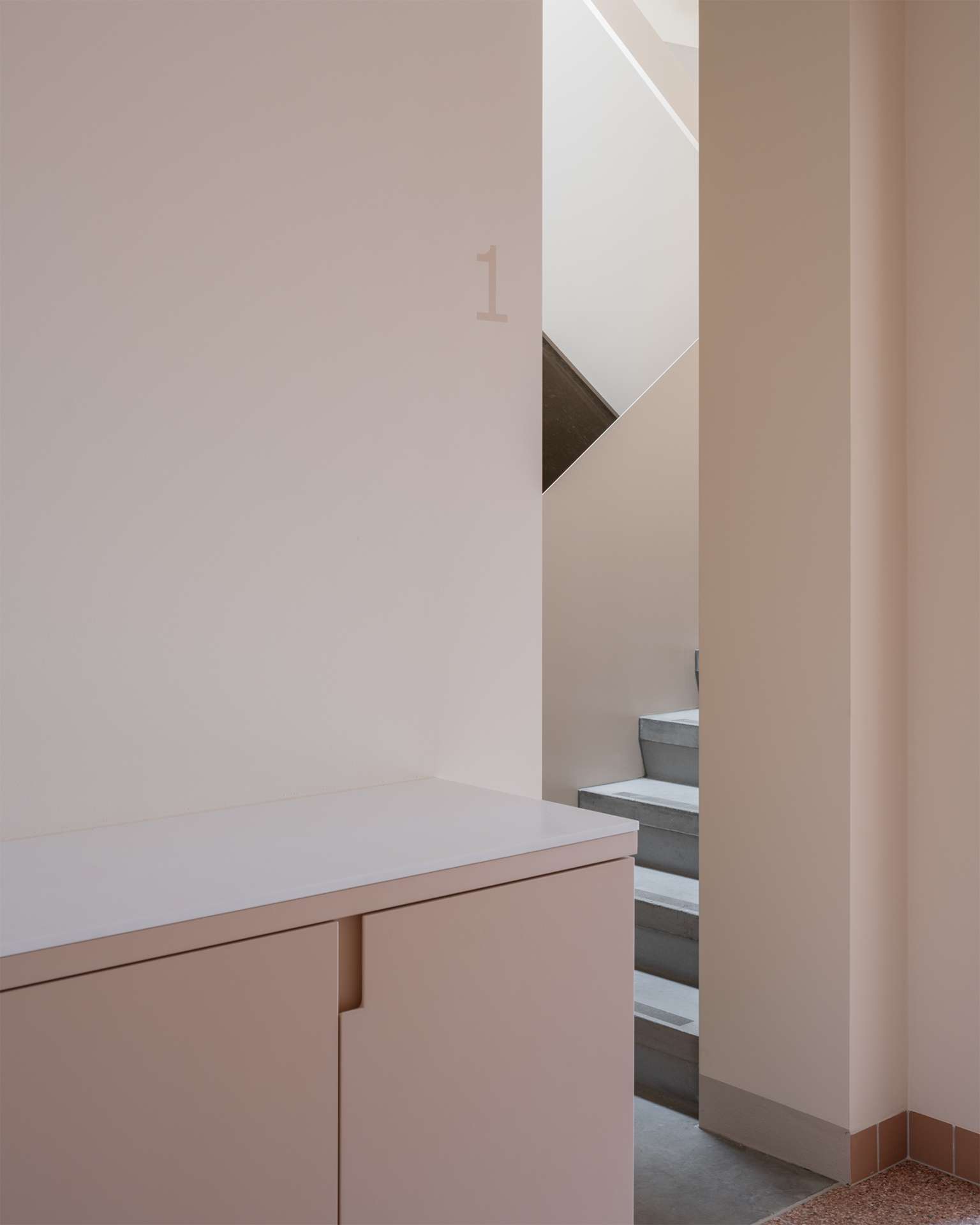 卡米诺（如果CAMINO是特定人名、地名等专有名词，这是音译；如果它在西班牙语里有道路、路程等意思，可根据具体语境翻译为道路 ） 丨比利时丨AE  architecten,Osten architecten等-40