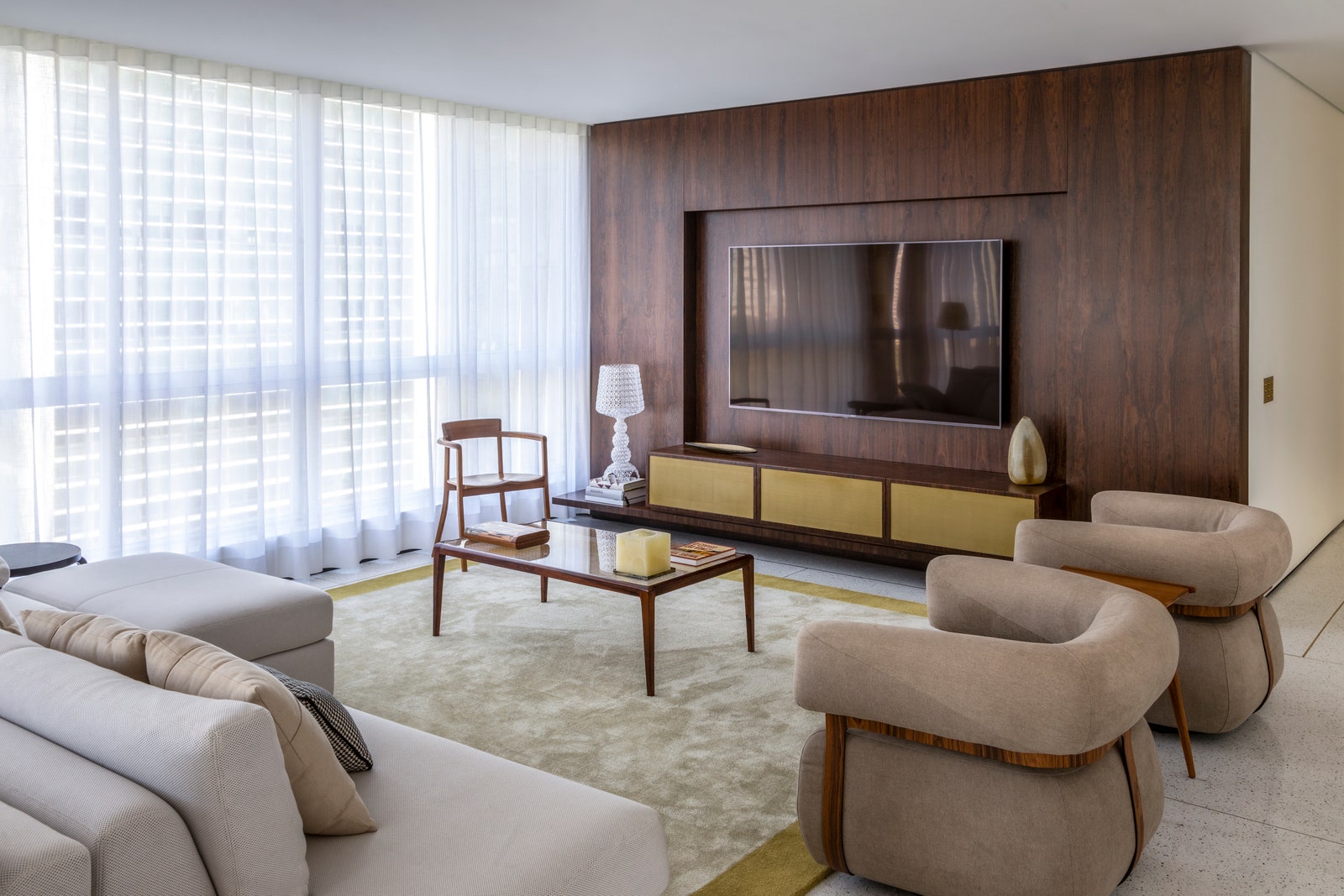 Sao Paulo 现代公寓 | 古典与现代的完美交融-4