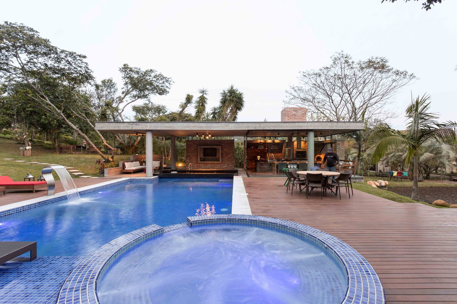 巴西 EL165 休闲小屋 | 混凝土与砖的巧妙结合-9