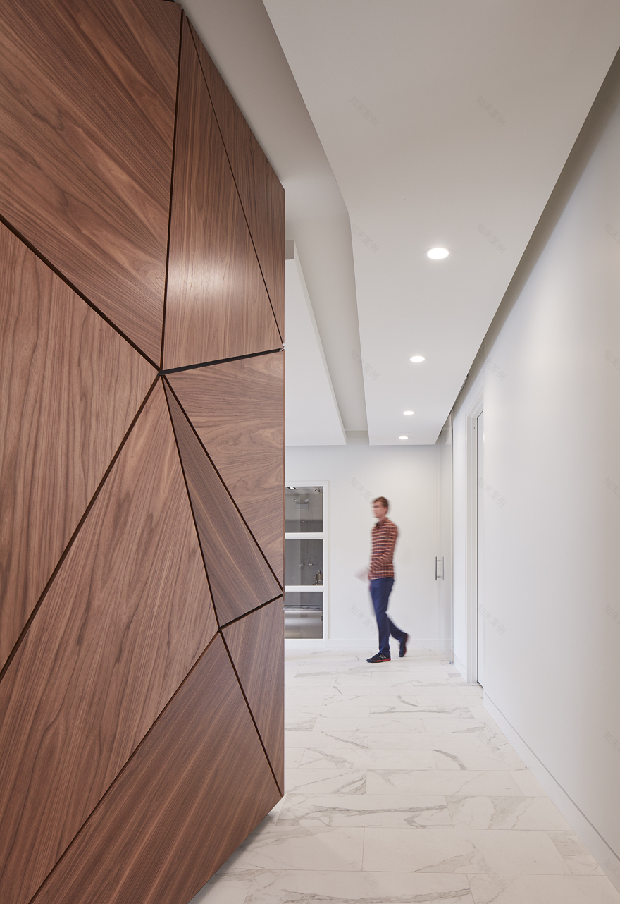 旋转立方体医疗中心-5