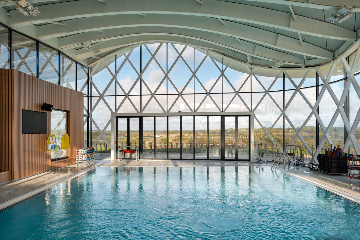 体育馆丨MultiplexeAquatique-66