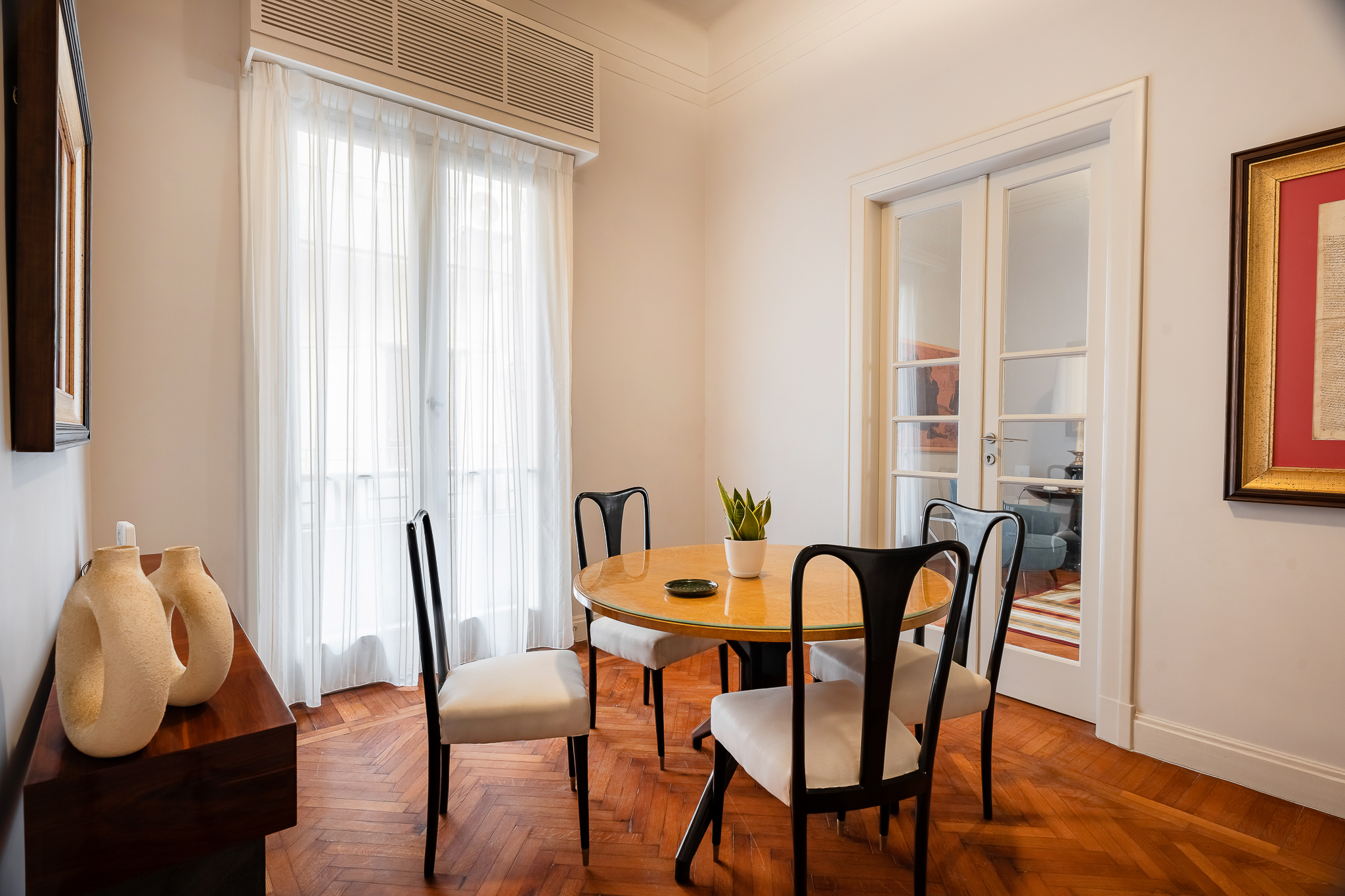 Peacefull 1 BR apartment by Brassbell downtown"61"-5