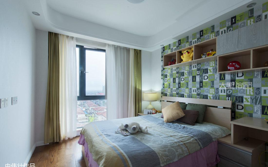 绿色与咖色共舞,打造平衡空间美感-30