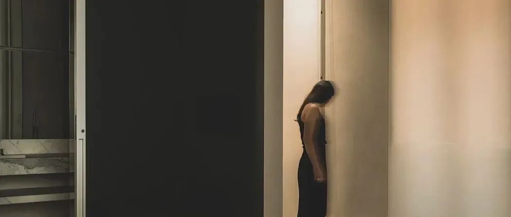 意式侘寂·米兰之家丨意大利米兰丨Vincenzo De Cotiis-31