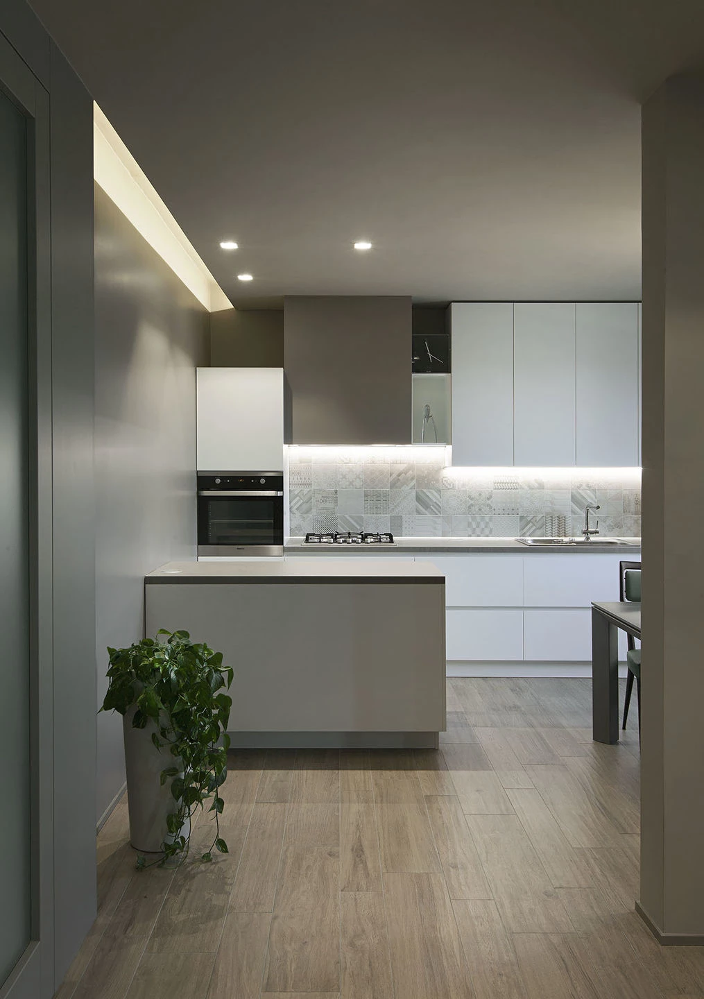 意式风情绿点别墅生活-16