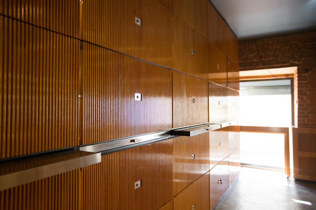 МАГАЗИН ОБУВИ · BLOCKSTUDIO（鞋店）-7