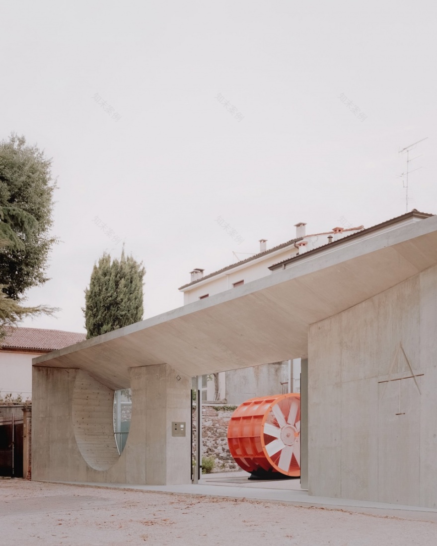 意大利“门槛与宝藏”艺术空间,探索边界与珍宝的完美融合-10