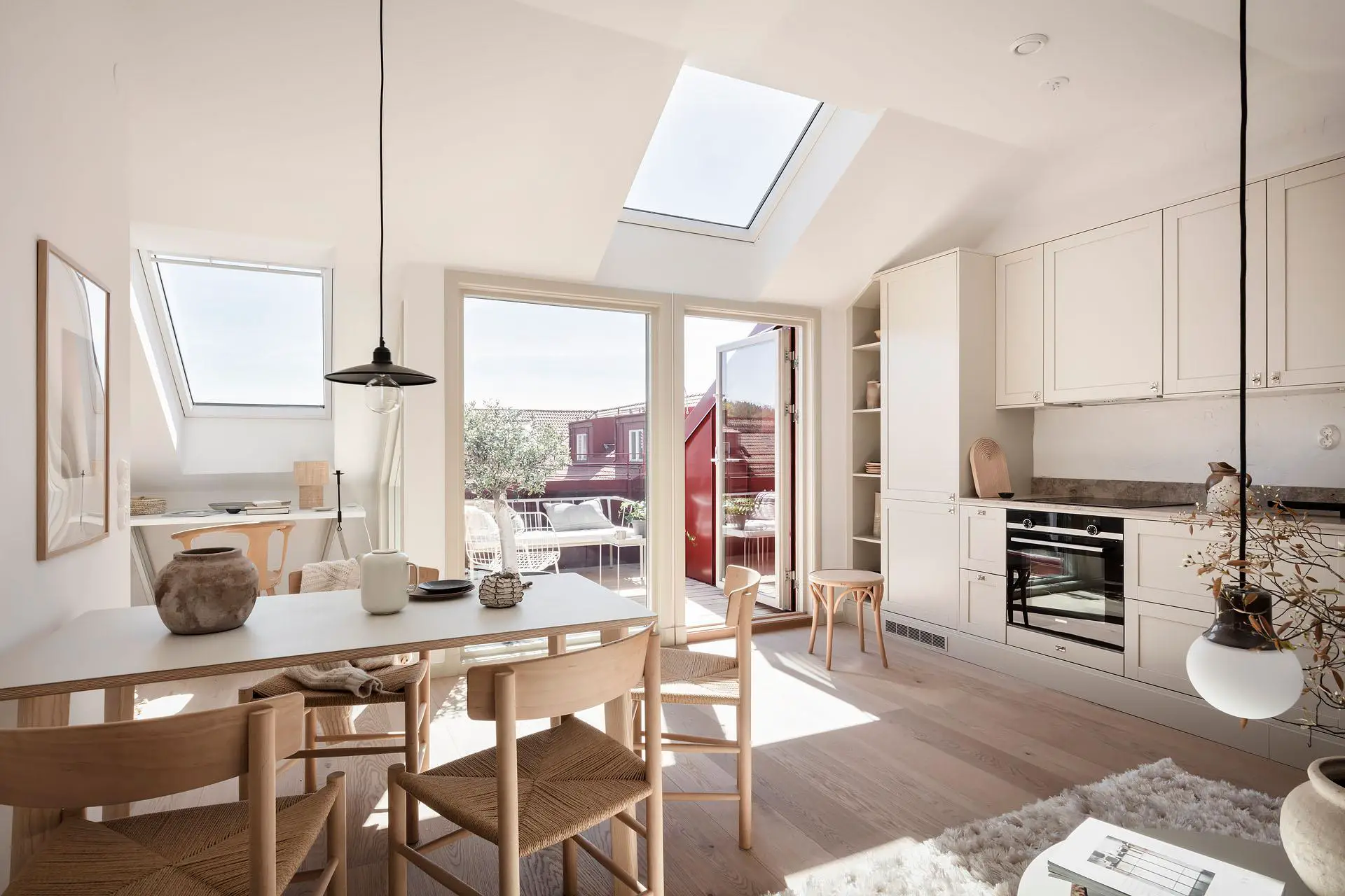 瑞典 35 年建筑 42m2 精致阁楼公寓-8