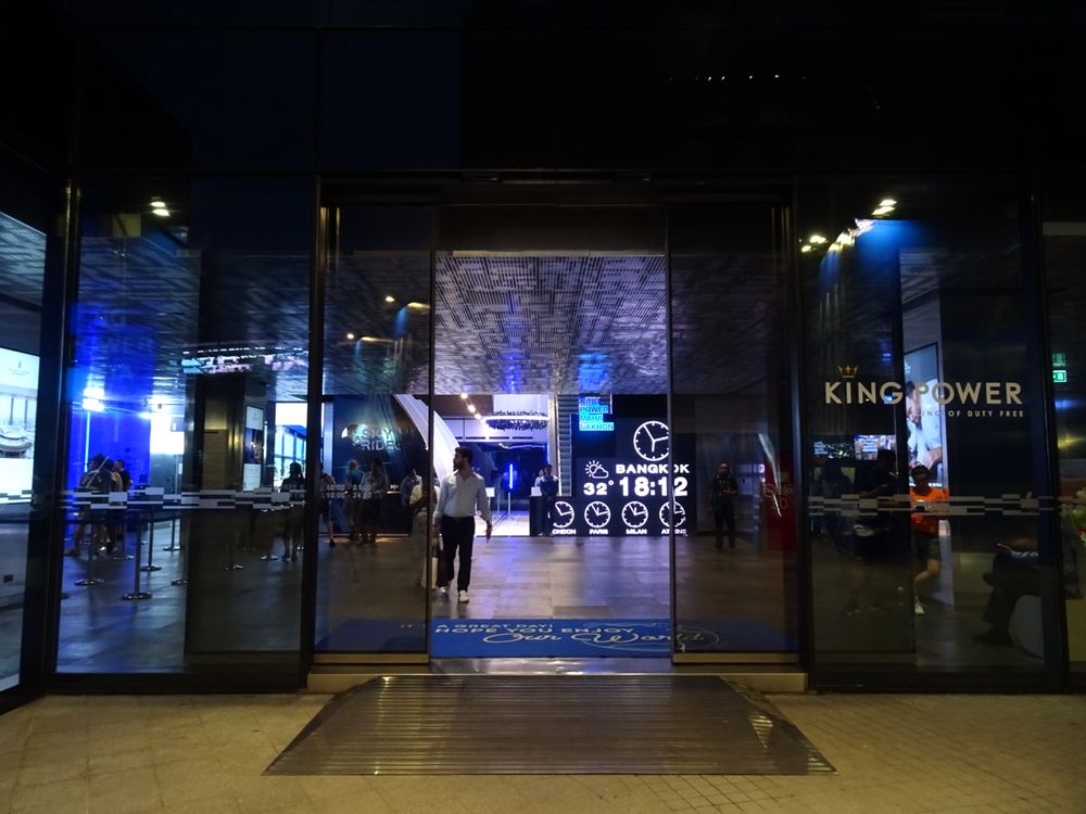 キング・パワー・マハナコーン | タイ の建築【世界建築巡り】-46